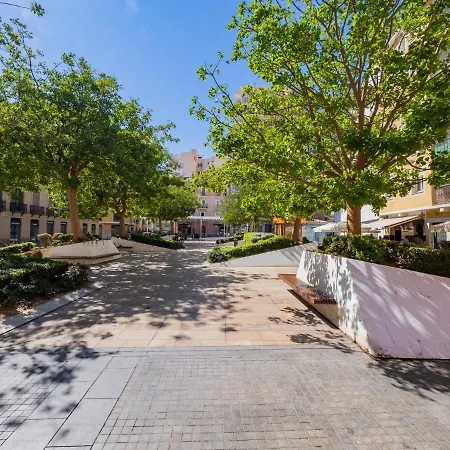 דירה Cubo's Atocha With Optional Parking מאלגה