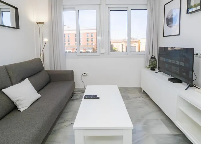 Cubo's Atocha With Optional Parking Apartment Malaga
