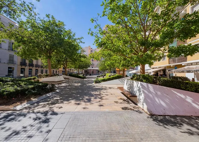 Apartment Cubo's Atocha With Optional Parking Malaga