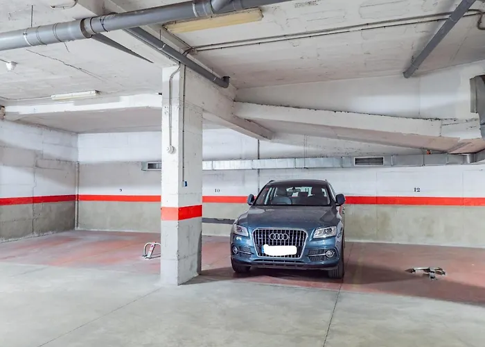 Cubo's Atocha With Optional Parking Apartment *